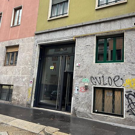 Darsena Charming Apartment By 101Flats ミラノ エクステリア 写真