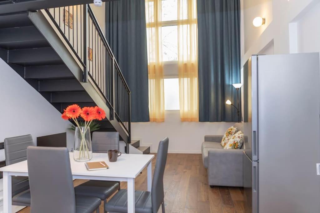 Darsena Charming Apartment By 101Flats ミラノ エクステリア 写真