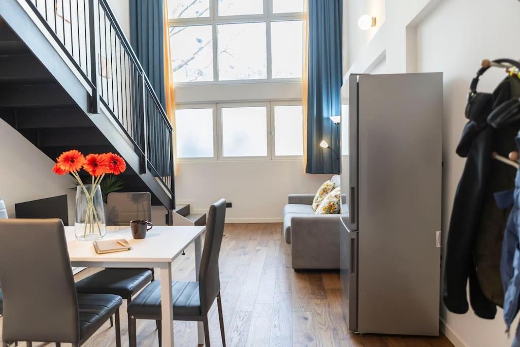Darsena Charming Apartment By 101Flats ミラノ エクステリア 写真