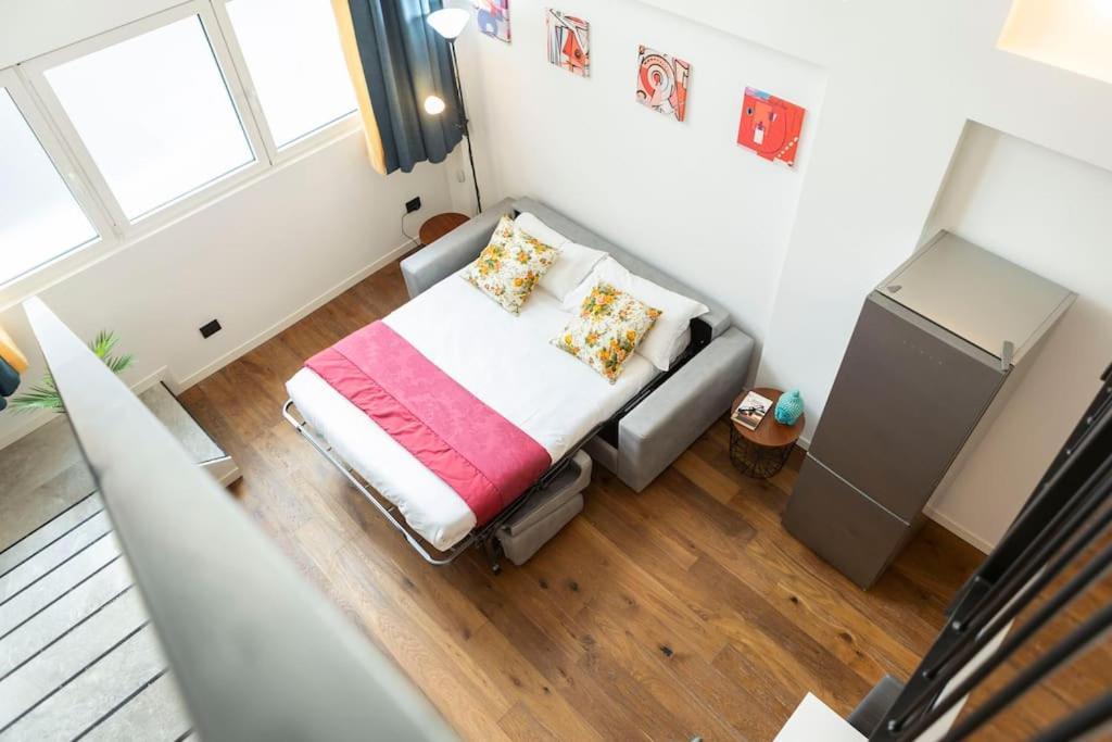 Darsena Charming Apartment By 101Flats ミラノ エクステリア 写真