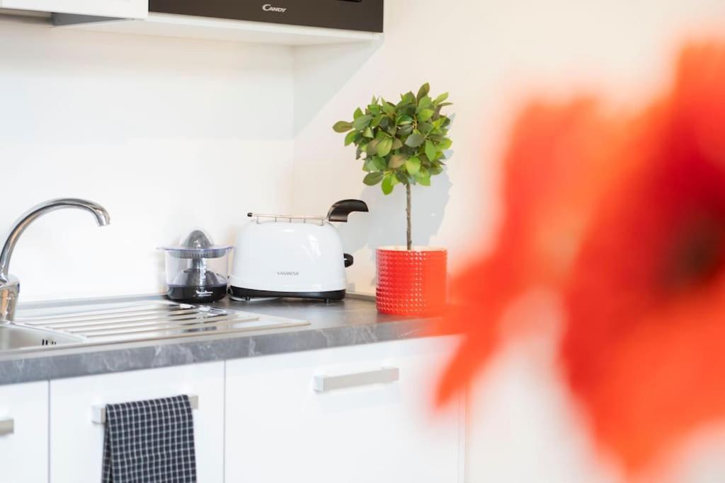 Darsena Charming Apartment By 101Flats ミラノ エクステリア 写真