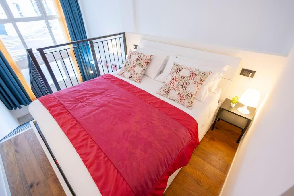 Darsena Charming Apartment By 101Flats ミラノ エクステリア 写真