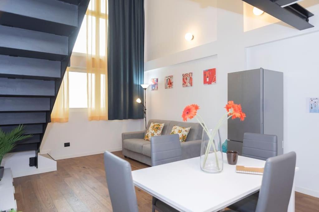 Darsena Charming Apartment By 101Flats ミラノ エクステリア 写真
